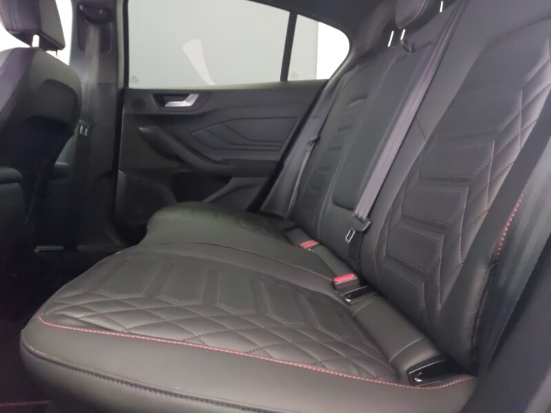 Used Ford Focus 2023 for sale - 77202157: Photo 6