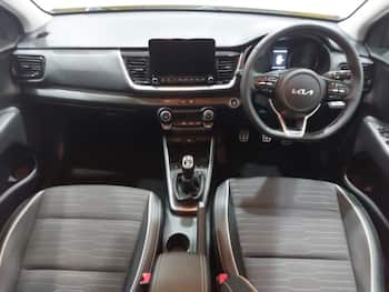 Used Kia Stonic 2023 for sale - 79685775: Photo