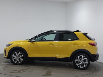 Used Kia Stonic 2023 for sale - 79685775: Photo