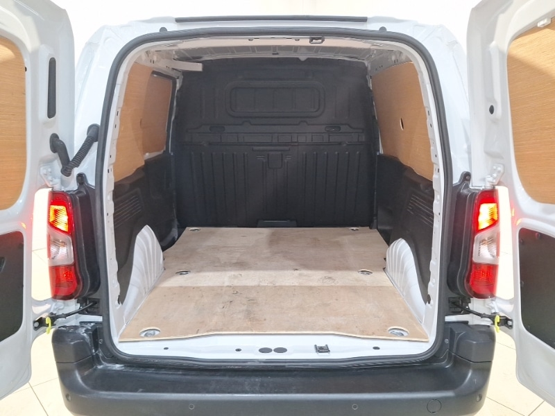 Used Vauxhall Combo 2024 for sale - 76822716: Photo 8