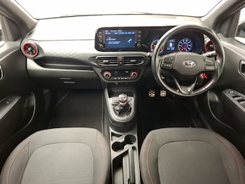 Used Hyundai i10 2022 for sale - 77358100: Photo