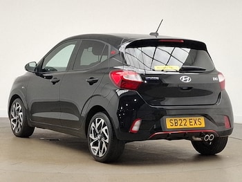 Used Hyundai i10 2022 for sale - 77358100: Photo