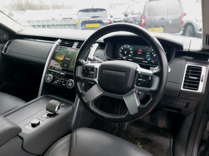 Used Land Rover Discovery 2022 for sale - 77832891: Photo 12