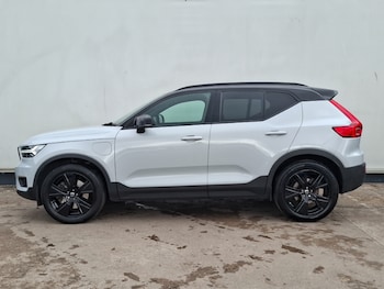 Used Volvo XC40 2022 for sale - 78328072: Photo