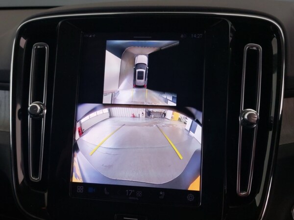 Used Volvo XC40 2024 for sale - 76221019: Photo 11
