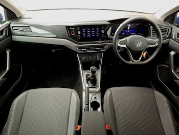 Used Volkswagen Polo 2024 for sale - 76560724: Photo