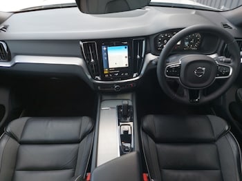 Used Volvo V60 2021 for sale - 75637248: Photo