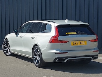 Used Volvo V60 2021 for sale - 75637248: Photo