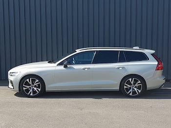 Used Volvo V60 2021 for sale - 75637248: Photo