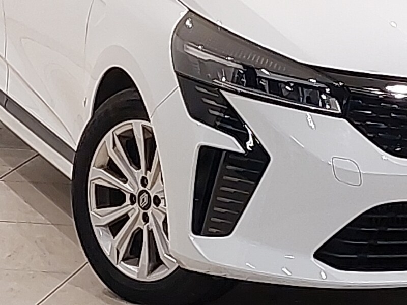 Used Renault Clio 2024 for sale - 77948670: Photo 9