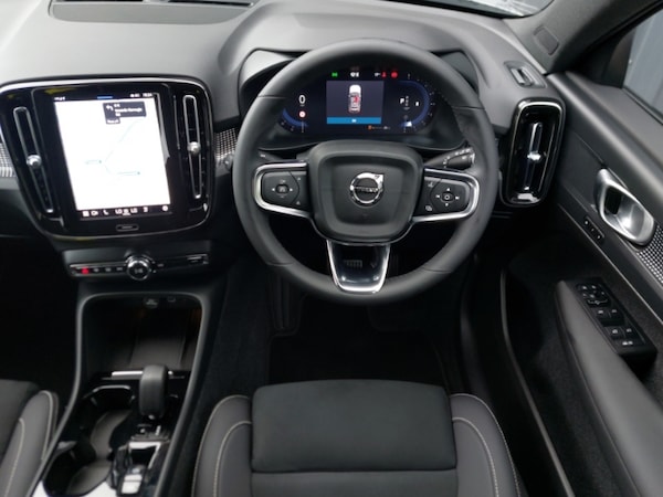 Used Volvo XC40 2024 for sale - 76225648: Photo 7
