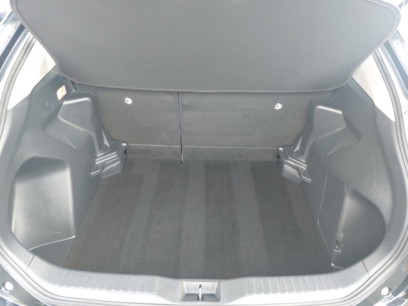 Used Toyota Yaris Cross 2022 for sale - 77472380: Photo 8