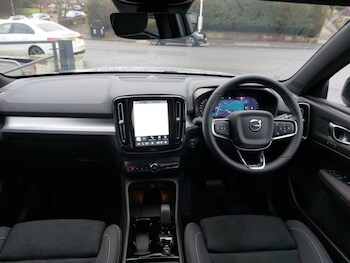 Used Volvo XC40 2025 for sale - 77338826: Photo