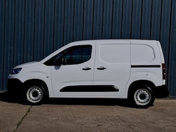 Used Citroen Berlingo 2024 for sale - 79786532: Photo