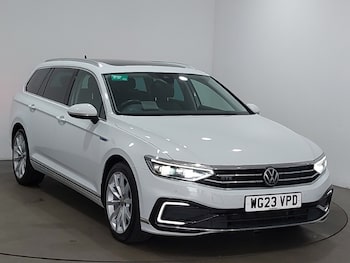 Used Volkswagen Passat 2023 for sale - 78933333: Photo