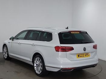 Used Volkswagen Passat 2023 for sale - 78933333: Photo