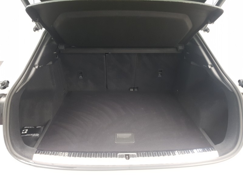 Used Audi Q3 2020 for sale - 77924696: Photo 8