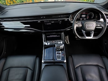 Used Audi Q7 2022 for sale - 76451326: Photo