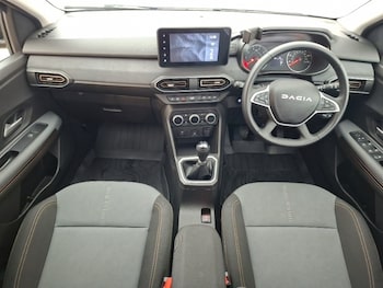Used Dacia Sandero Stepway 2024 for sale - 79086228: Photo
