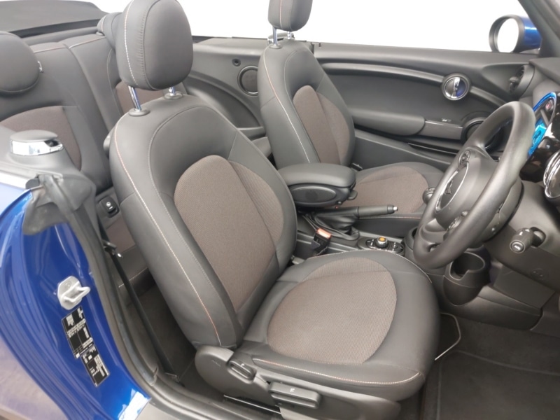 Used MINI Convertible 2020 for sale - 77955820: Photo 11