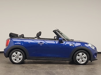 Used MINI Convertible 2020 for sale - 77955820: Photo