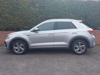Used Volkswagen T-Roc 2022 for sale - 77019535: Photo