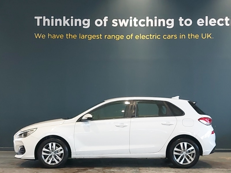 Used Hyundai i30 2020 for sale - 77972245: Photo 4