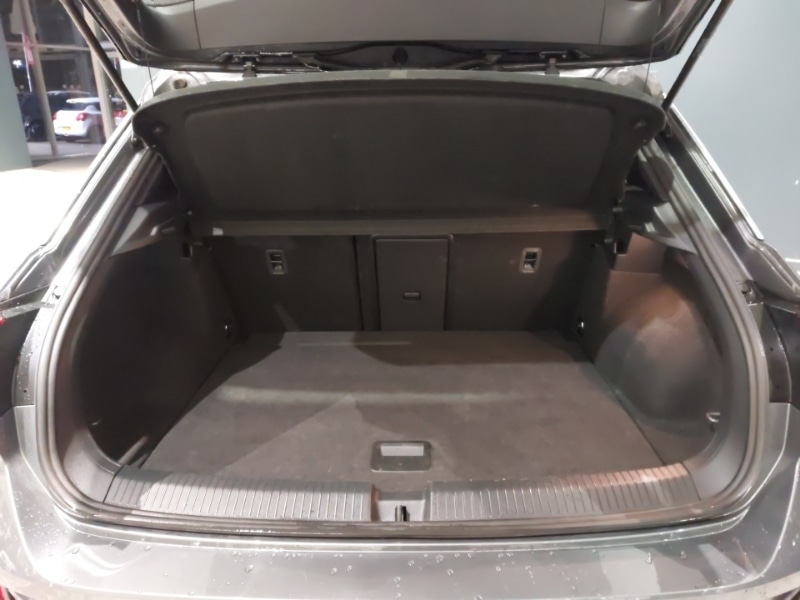 Used Volkswagen T-Roc 2022 for sale - 77467436: Photo 8