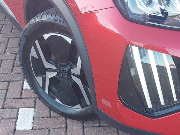 Used Peugeot 2008 2023 for sale - 76320941: Photo 9