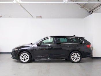 Used Skoda Octavia 2021 for sale - 76331243: Photo