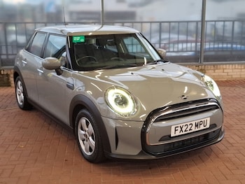 Used MINI Hatch 2022 for sale - 76537366: Photo