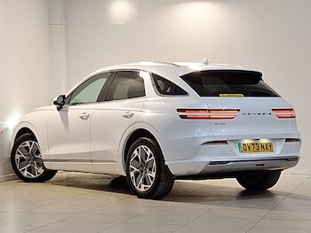 Used Genesis GV70 2023 for sale - 77624137: Photo