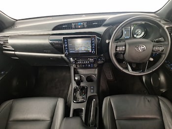 Used Toyota Hilux 2023 for sale - 78093327: Photo