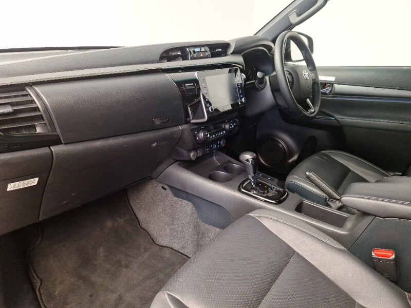 Used Toyota Hilux 2023 for sale - 78093327: Photo 5