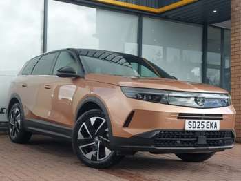 2025 - 1.2 Hybrid [136] Ultimate 5dr e-DCT6 [Pan Roof]