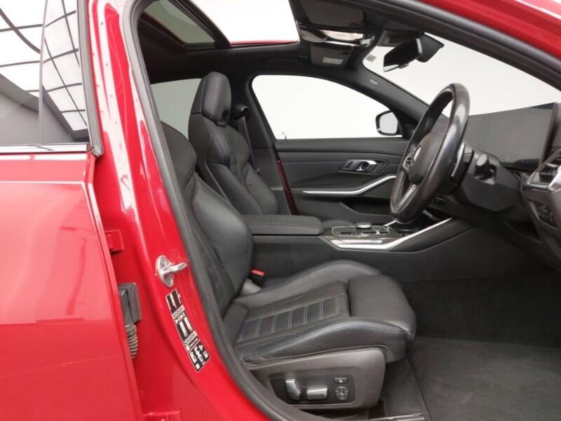 Used BMW 3 Series 2023 for sale - 77717621: Photo 11