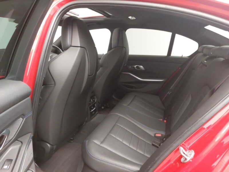 Used BMW 3 Series 2023 for sale - 77717621: Photo 12