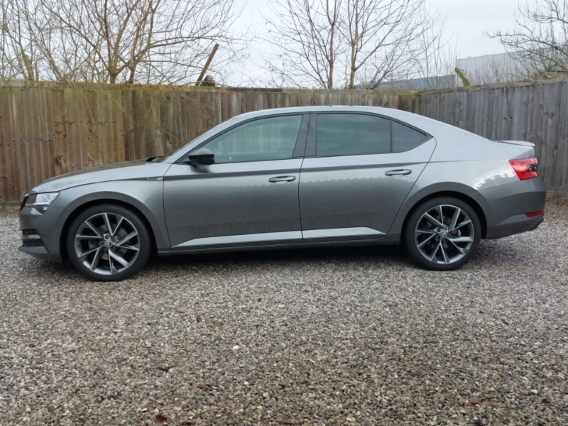 Used Skoda Superb 2023 for sale - 76708677: Photo 4