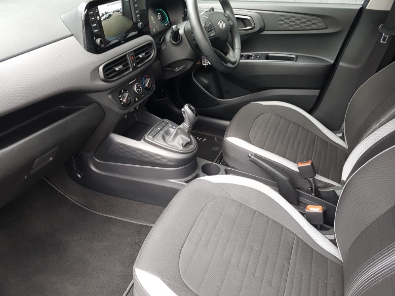 Used Hyundai i10 2024 for sale - 76720533: Photo 5