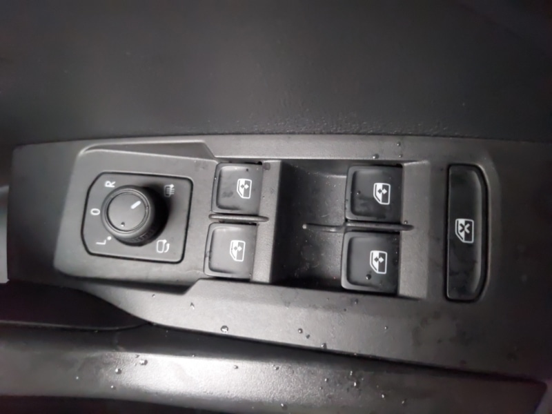 Used Volkswagen T-Cross 2023 for sale - 76451402: Photo 12