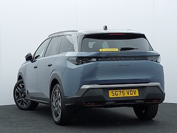 Used Peugeot 5008 2025 for sale - 76861125: Photo