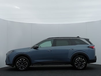 Used Peugeot 5008 2025 for sale - 76861125: Photo