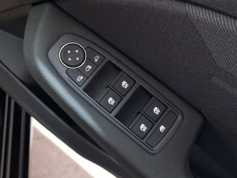 Used Renault Clio 2025 for sale - 77196803: Photo 12