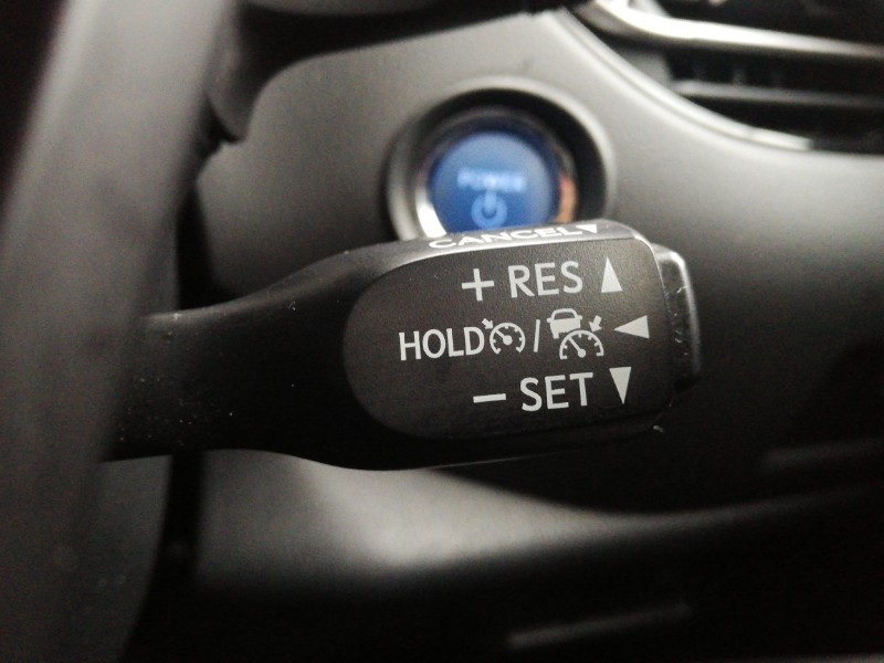 Used Toyota C-HR 2023 for sale - 77777893: Photo 12