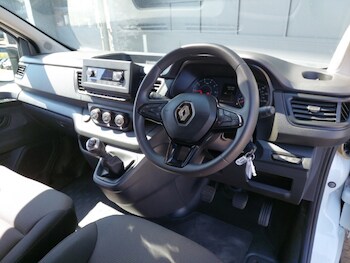 Used Renault Trafic 2024 for sale - 78439305: Photo