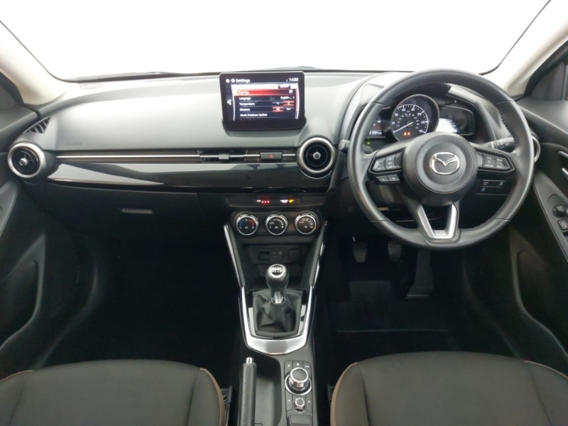 Used Mazda Mazda2 2022 for sale - 76321097: Photo 2