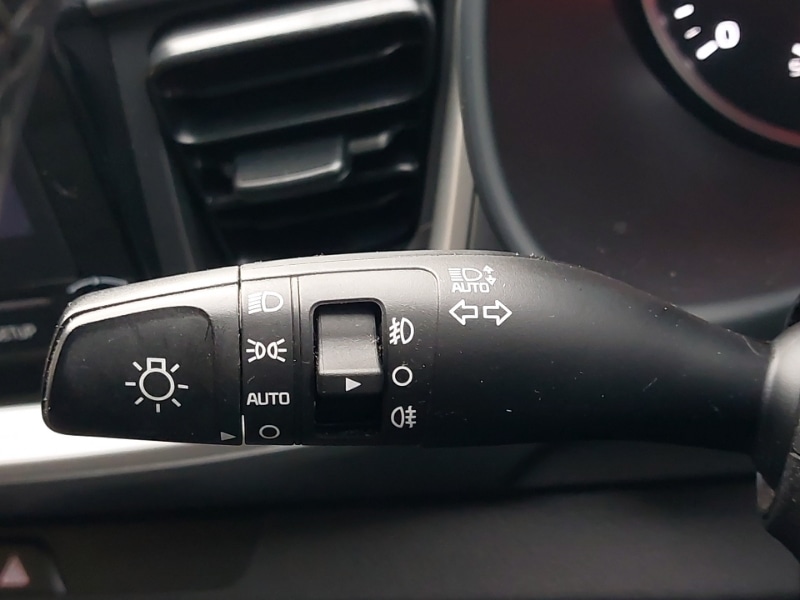 Used Kia Stonic 2022 for sale - 77522930: Photo 12