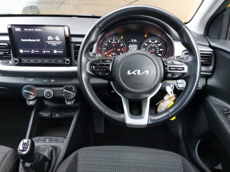 Used Kia Stonic 2022 for sale - 77522930: Photo 7