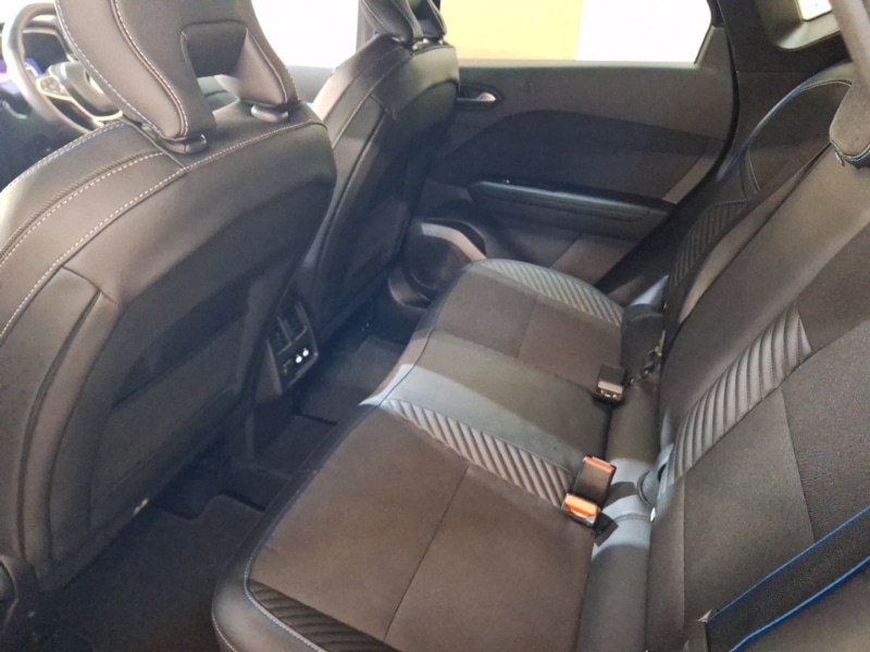 Used Renault Captur 2024 for sale - 76898160: Photo 6