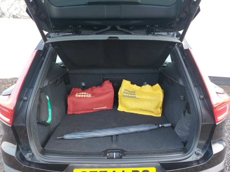 Used Volvo XC40 2024 for sale - 77190107: Photo 8